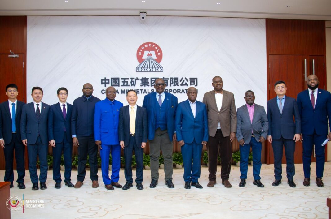 Mines&nbsp;: à Beijing, Louis Watum Kabamba échange avec China Minmetals Corporation après 600 millions USD d’investissements en vue d’étendre leurs activités